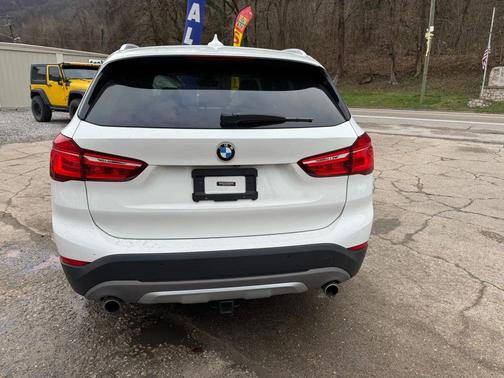 2018 BMW X1 xDrive28i