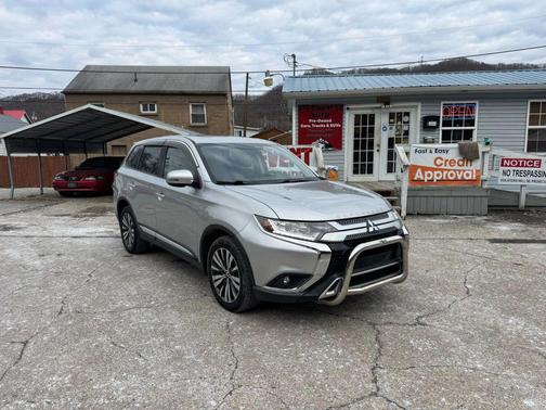 2019 Mitsubishi Outlander SE