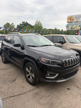 Diamond Black Crystal Pearlcoat 2019 Jeep Cherokee Limited