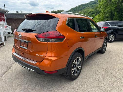 Monarch Orange Metallic 2019 Nissan Rogue SV