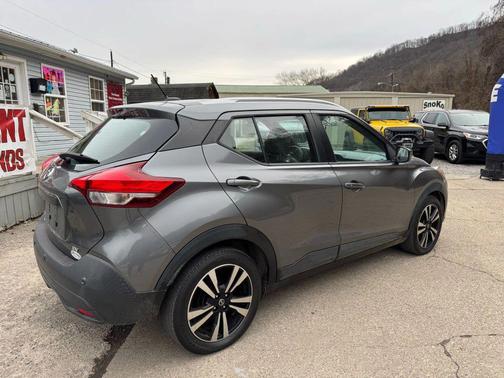 2020 Nissan Kicks SV