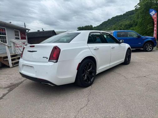 2021 Chrysler 300 S