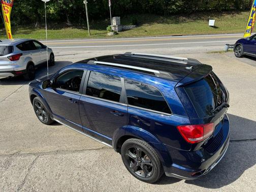 2018 Dodge Journey Crossroad