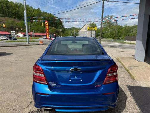 2020 Chevrolet Sonic FWD Sedan LT