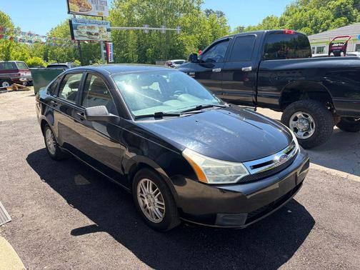 Ebony 2011 Ford Focus SE
