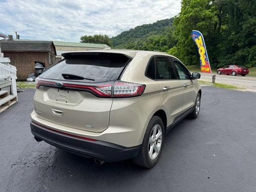 2017 Ford Edge SE