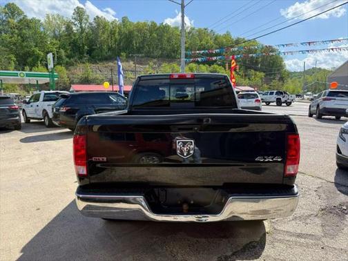 2017 RAM 1500 SLT