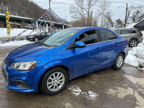 2017 Chevrolet Sonic LT
