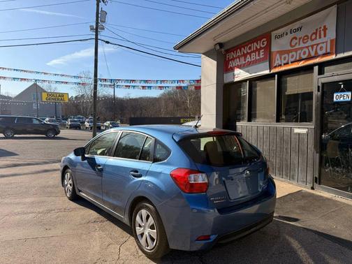 2016 Subaru Impreza 2.0i