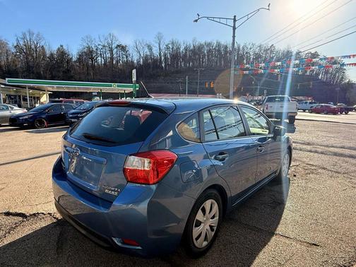 2016 Subaru Impreza 2.0i