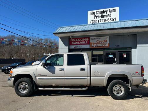 2005 GMC Sierra 2500 SLE H/D Crew Cab
