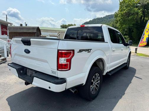 Oxford White 2019 Ford F-150 XLT