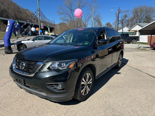 2019 Nissan Pathfinder SV