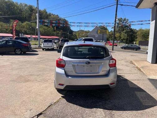 2015 Subaru Impreza 2.0i Premium