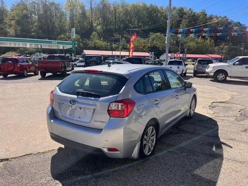2015 Subaru Impreza 2.0i Premium