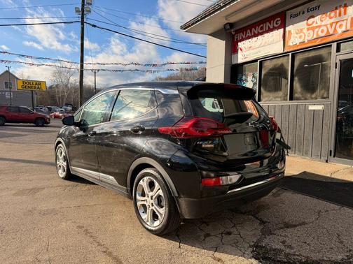 2017 Chevrolet Bolt EV LT