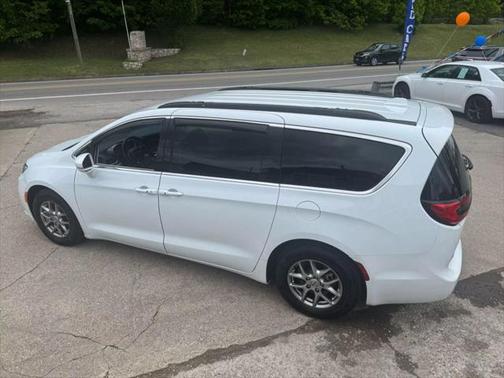 2021 Chrysler Pacifica Touring