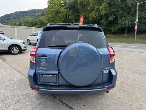 2011 Toyota RAV4 Sport