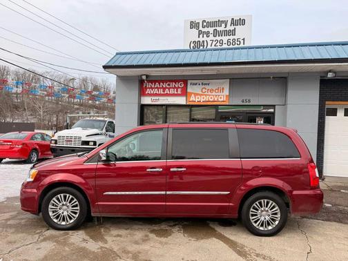 2015 Chrysler Town & Country Touring-L