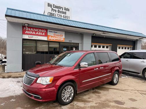 2015 Chrysler Town & Country Touring-L