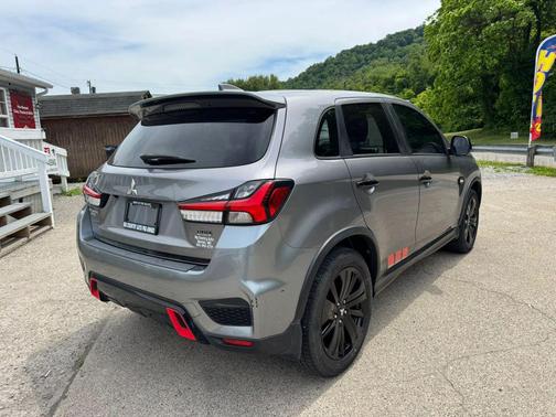 Mercury Gray Metallic 2020 Mitsubishi Outlander Sport 2.0 SP