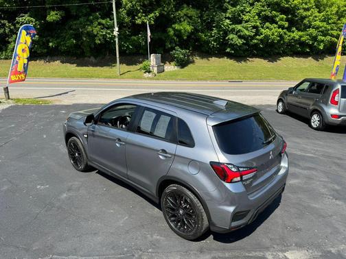 Mercury Gray Metallic 2020 Mitsubishi Outlander Sport 2.0 SP