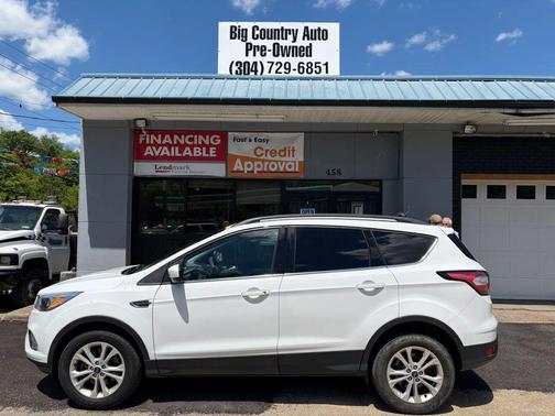 White 2018 Ford Escape SE