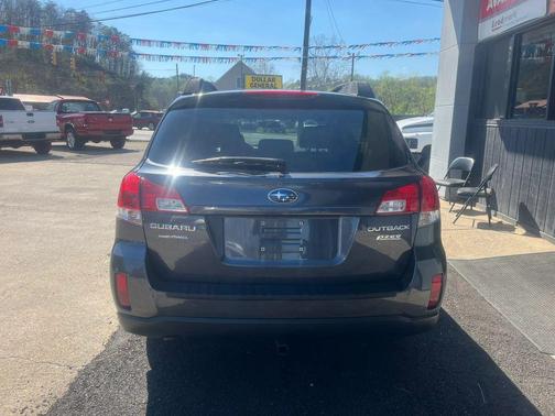Blue 2011 Subaru Outback 2.5 i Premium
