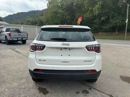 2018 Jeep Compass Sport