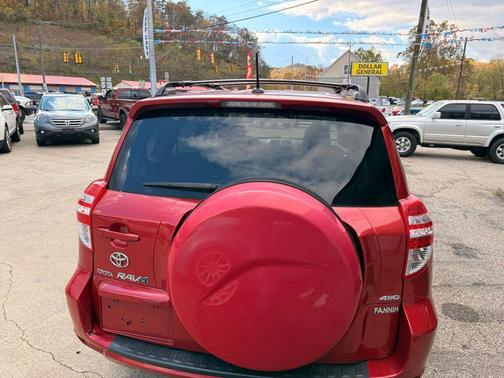 2009 Toyota RAV4 Sport