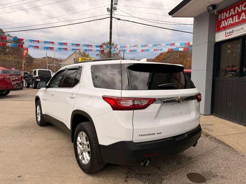 2020 Chevrolet Traverse LT Cloth