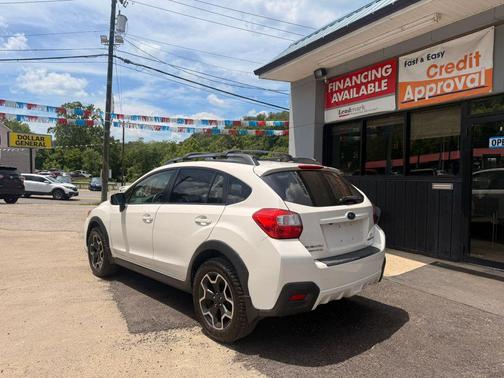 Crystal White Pearl 2015 Subaru XV Crosstrek 2.0i Premium