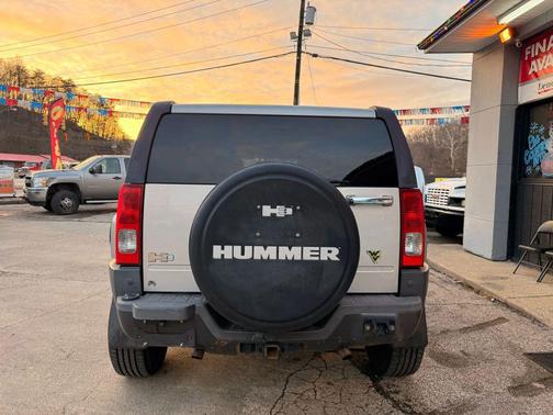 2007 Hummer H3 Base