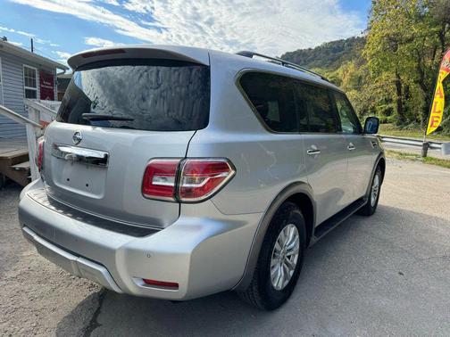 2017 Nissan Armada SV