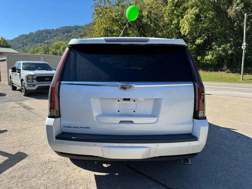 2017 Cadillac Escalade Premium Luxury