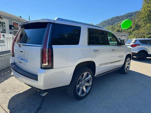 2017 Cadillac Escalade Premium Luxury
