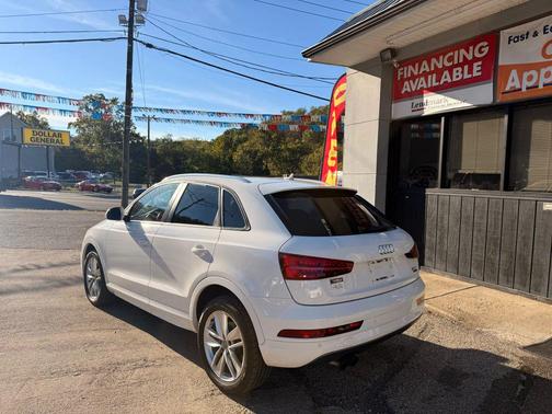 2017 Audi Q3 2.0T Premium
