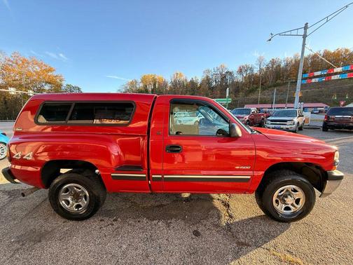 2000 Chevrolet Silverado 1500 Base