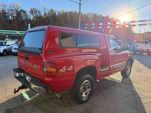 2000 Chevrolet Silverado 1500 Base