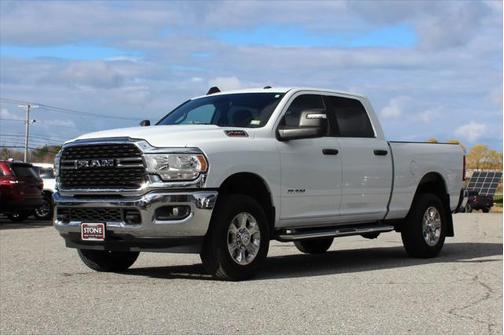 2024 RAM 2500 Big Horn Crew Cab 4x4 64' Box
