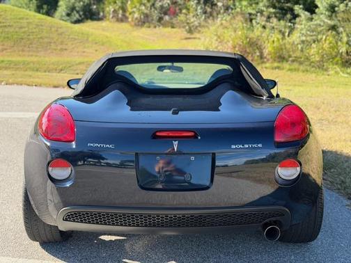 2007 Pontiac Solstice 2dr Convertible