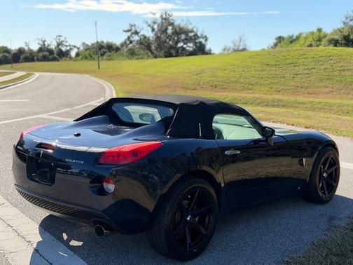 2007 Pontiac Solstice 2dr Convertible