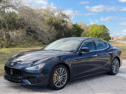 2022 Maserati Ghibli Modena