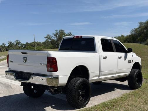Bright White Clearcoat 2016 RAM 2500 Big Horn