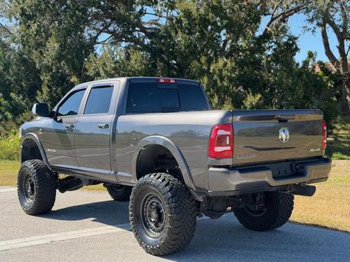 2021 RAM 2500 Laramie Crew Cab 4x4 6'4' Box