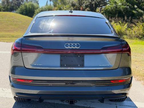 2021 Audi e-tron Sportback Premium