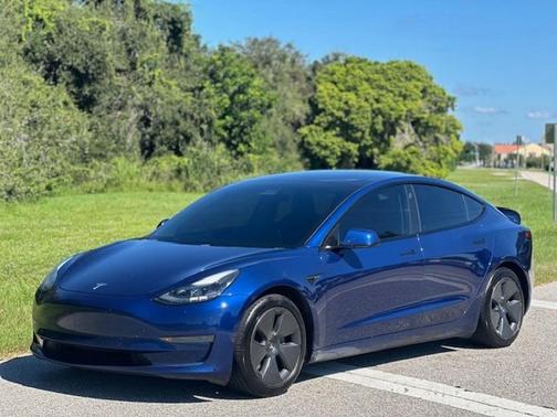 2021 Tesla Model 3 Standard Range Plus