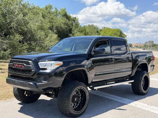 Midnight Black Metallic 2020 Toyota Tacoma SR