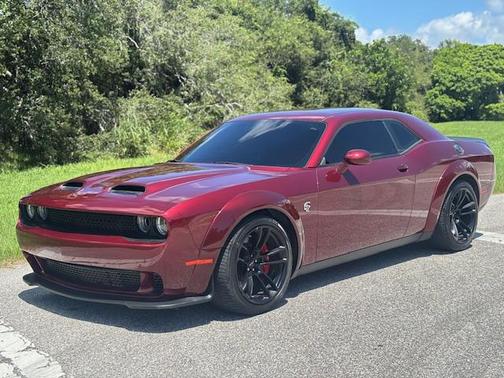 Octane Red Pearlcoat 2021 Dodge Challenger SRT Hellcat