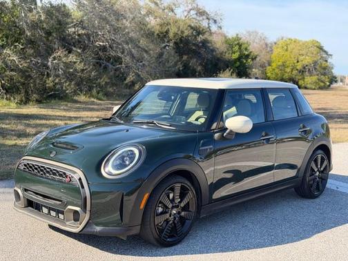 2023 MINI Hardtop Cooper S